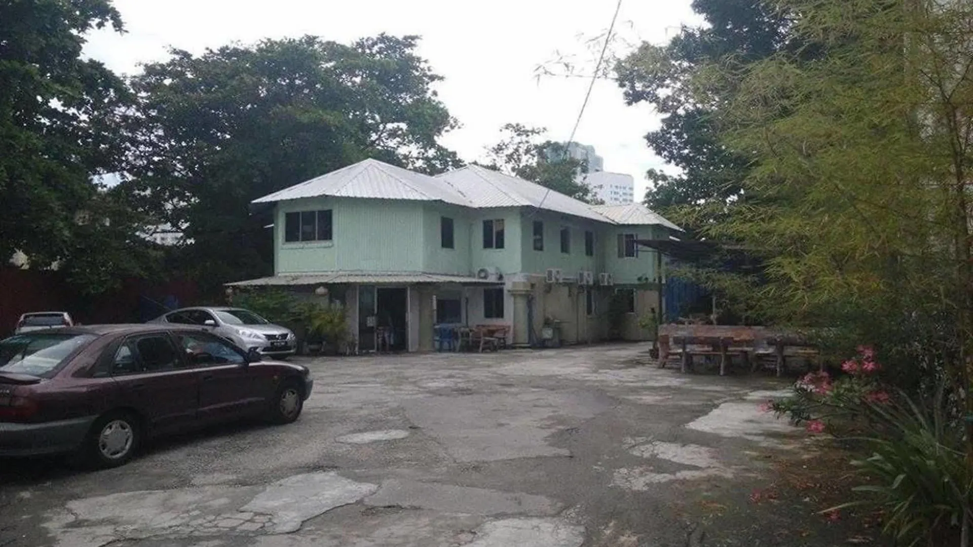 Oasis Hostel Jelutong Hotel